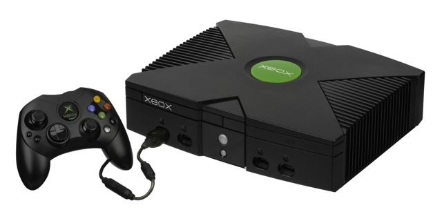 初代 Xbox 主机今日欢度 15 岁生日 软件业巨擘进军家用游戏市场的初试啼声之作