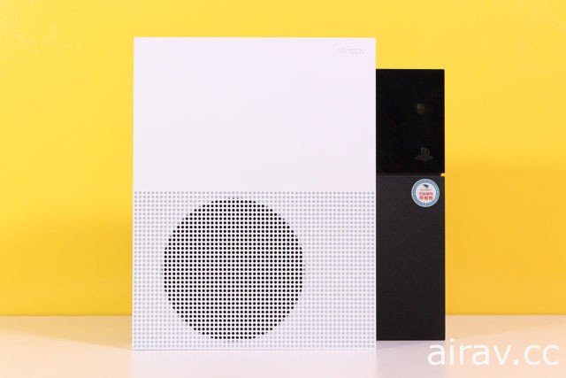 【開箱】Xbox One S 1TB《戰地風雲 1》同捆組開箱報導 造型更簡潔洗練的新型機種