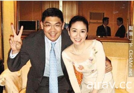 魯蛇把到正妹女友PO照曬恩愛，網友：「我又開始相信愛情了..。」