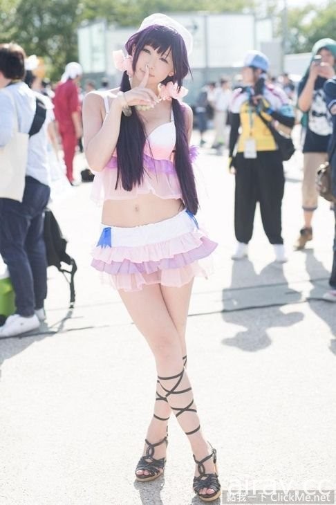 日本高人氣寫真Coser《五木あきら》乳量跟笑容都超甜美der～♥