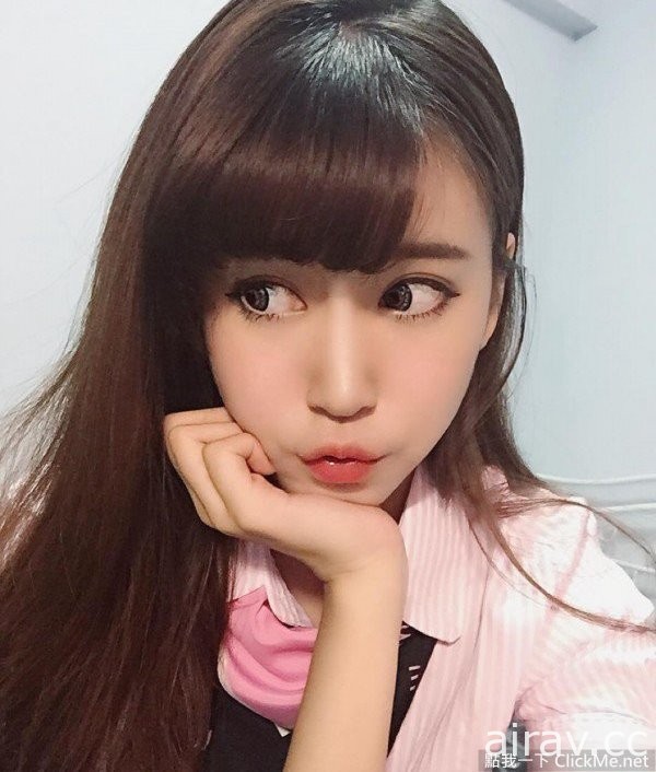 台灣麥當勞正妹《Min Min》網友朝聖：「買甜心卡有送LINE嗎？」