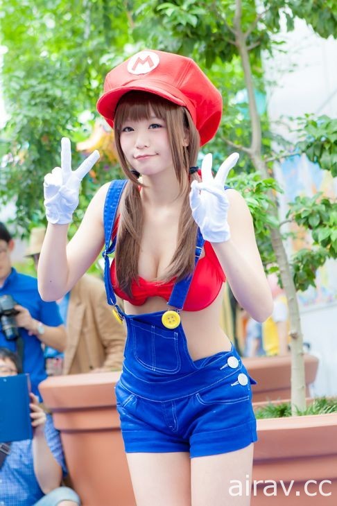 日本高人氣寫真Coser《五木あきら》乳量跟笑容都超甜美der～♥