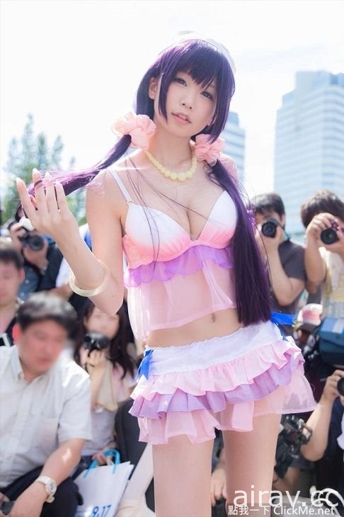 日本高人氣寫真Coser《五木あきら》乳量跟笑容都超甜美der～♥