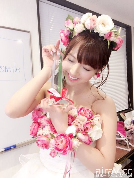 【DMM】2016成人大賞！最佳新人《三上悠亞》獲獎淚灑大螢幕！
