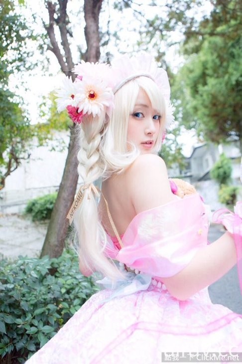 霸氣豪乳Coser《御伽ねこむ》最新工口寫真露出一點粉紅色的..