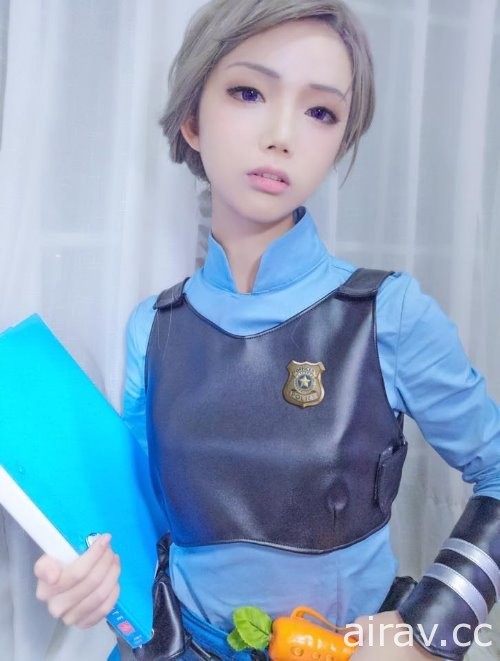 清新系Coser《茶葉小果》，天使臉蛋魔鬼身材萌殺所有人！