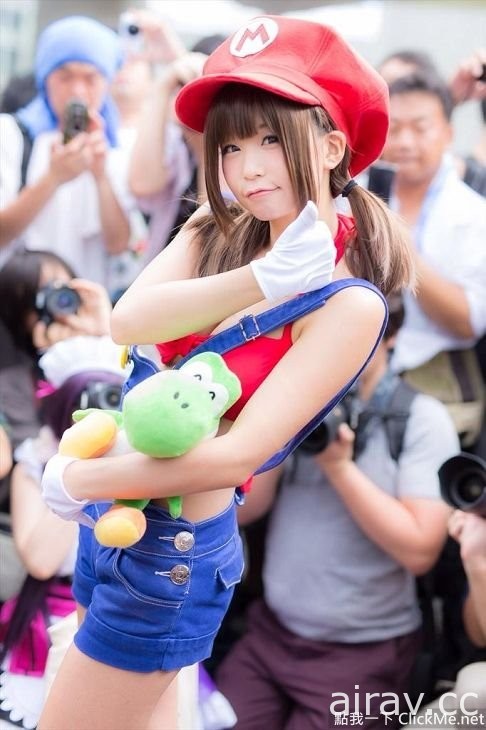 日本高人氣寫真Coser《五木あきら》乳量跟笑容都超甜美der～♥