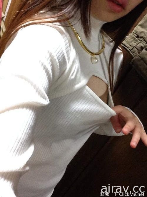 《贫乳女孩才懂的残忍事实》老娘就是挤不出乳沟啦！