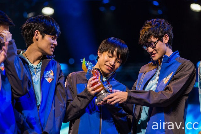 《英雄聯盟》2016 全明星賽台港澳 LMS、歐洲 EU LCS、中國 LPL 所屬寒冰隊奪得冠軍