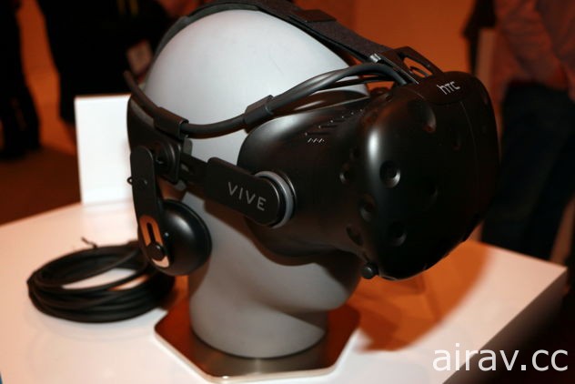 HTC 發表 Vive 移動定位器 方便開發者打造模擬槍枝、球棒、手套等多元配件