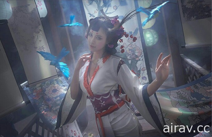 女神级中国coser《真的菜菜》，爆表魅力让众人想被她踩在脚下！