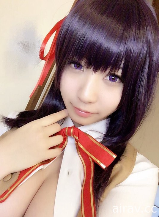 乳量與顏值兼具的人氣Coser《伊織もえ》無辜臉龐萌翻10萬網友♥