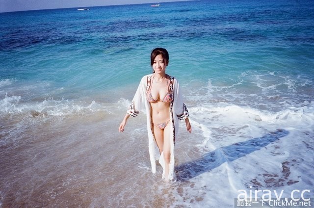 海边大波!E奶妹《林芷葳》童颜巨乳萌的我不要不要的~