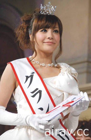 諧星老婆都比正《小島義雄的美人妻》原來過去也曾是寫真女星！？