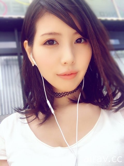 G罩杯漫画家《ふしみ彩香》，绘画功力不输给自己的巨大欧派！！