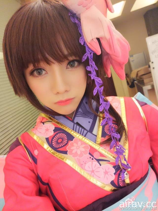 可爱的Cosplay玩家《夭妖Saki》要成熟感风格也不是问题