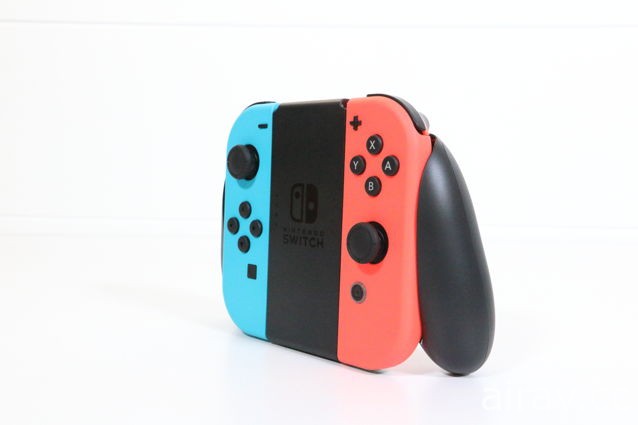 【开箱】Nintendo Switch 主机第一手开箱报导 抢先一窥包装内容及实机样貌