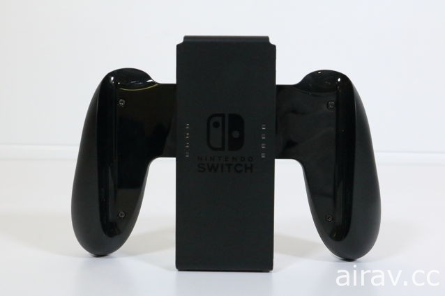 【开箱】Nintendo Switch 主机第一手开箱报导 抢先一窥包装内容及实机样貌