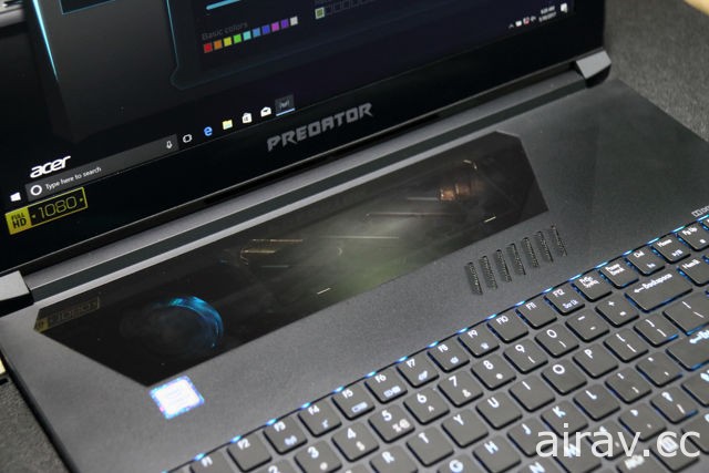 Acer 展出 Predator 系列電競筆電與 5K 解析度超高階 VR 裝置「StarVR」