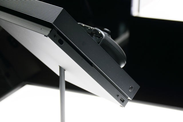 【E3 17】Xbox One X 展现 4K 超高画质实力 结合 Window 10 打造无接缝游戏体验