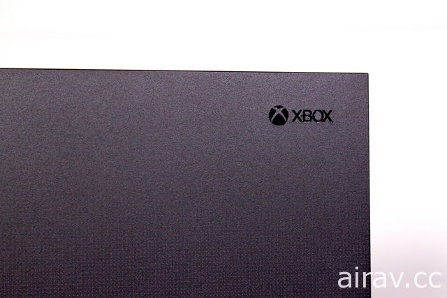 【開箱】「Xbox One X 天蠍限量典藏版」開箱影片搶先一窺套組內容