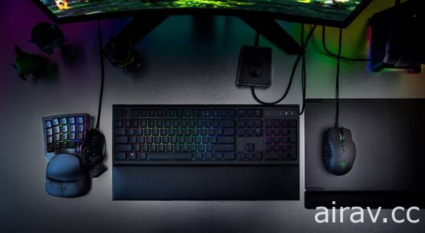 RAZER 推出遊戲專用滑鼠 Naga Trinity  與小鍵盤 Tartarus V2