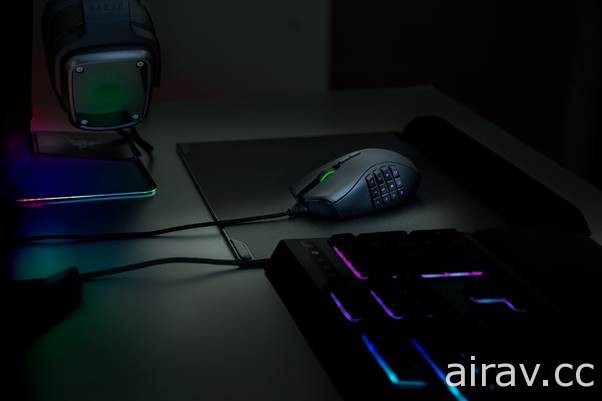 RAZER 推出遊戲專用滑鼠 Naga Trinity  與小鍵盤 Tartarus V2