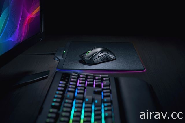 Razer 推出無線供電新技術 HyperFlux 強調對滑鼠無線充電且無須中斷遊戲