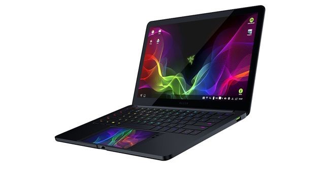 超大型手機殼？RAZER 曝光 Linda 計畫 將 Android 手機與筆記型電腦相融合