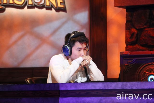 《炉石战记》选手 Sintolol、Surrender 晋级 HCT 总决赛八强  Tom 将再战 Orange