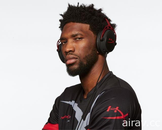 金士頓宣布 NBA 明星中鋒 Joel Embiid 成為 HyperX 電競耳機品牌大使