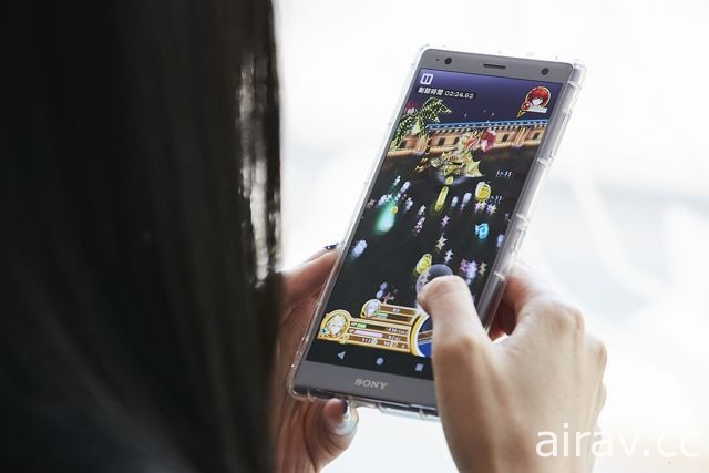 Sony 旗艦手機 Xperia XZ2 與《白貓Project》合作 推出限定手機背蓋與行動電源