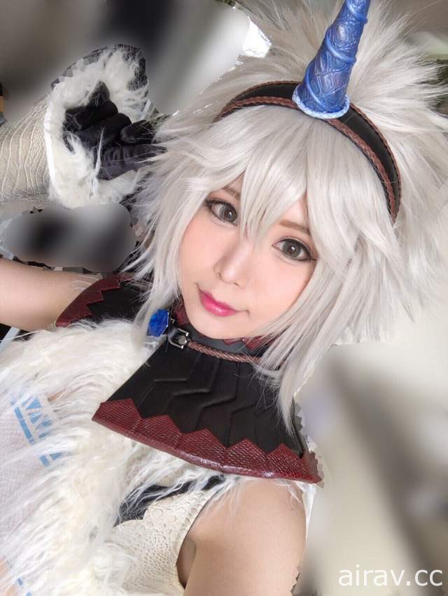 Cosplay正妹《五木あきら》的“魔物猎人”麒麟装围起360度人墙魅力无法挡