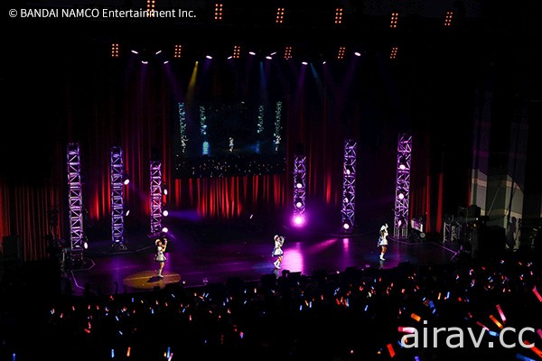 《偶像大师 灰姑娘女孩》首次海外公演 DAY 1 落幕 经典歌曲连番热唱带给歌迷美好夜晚