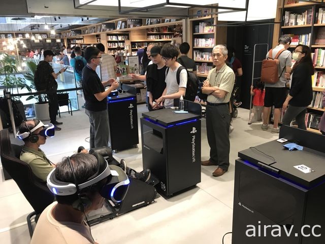 蔦屋書店台中市政店開幕 現場設立 PSVR 期間限定體驗區