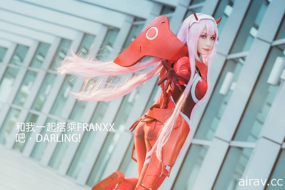 Darling in the franxx-002紅色駕駛服