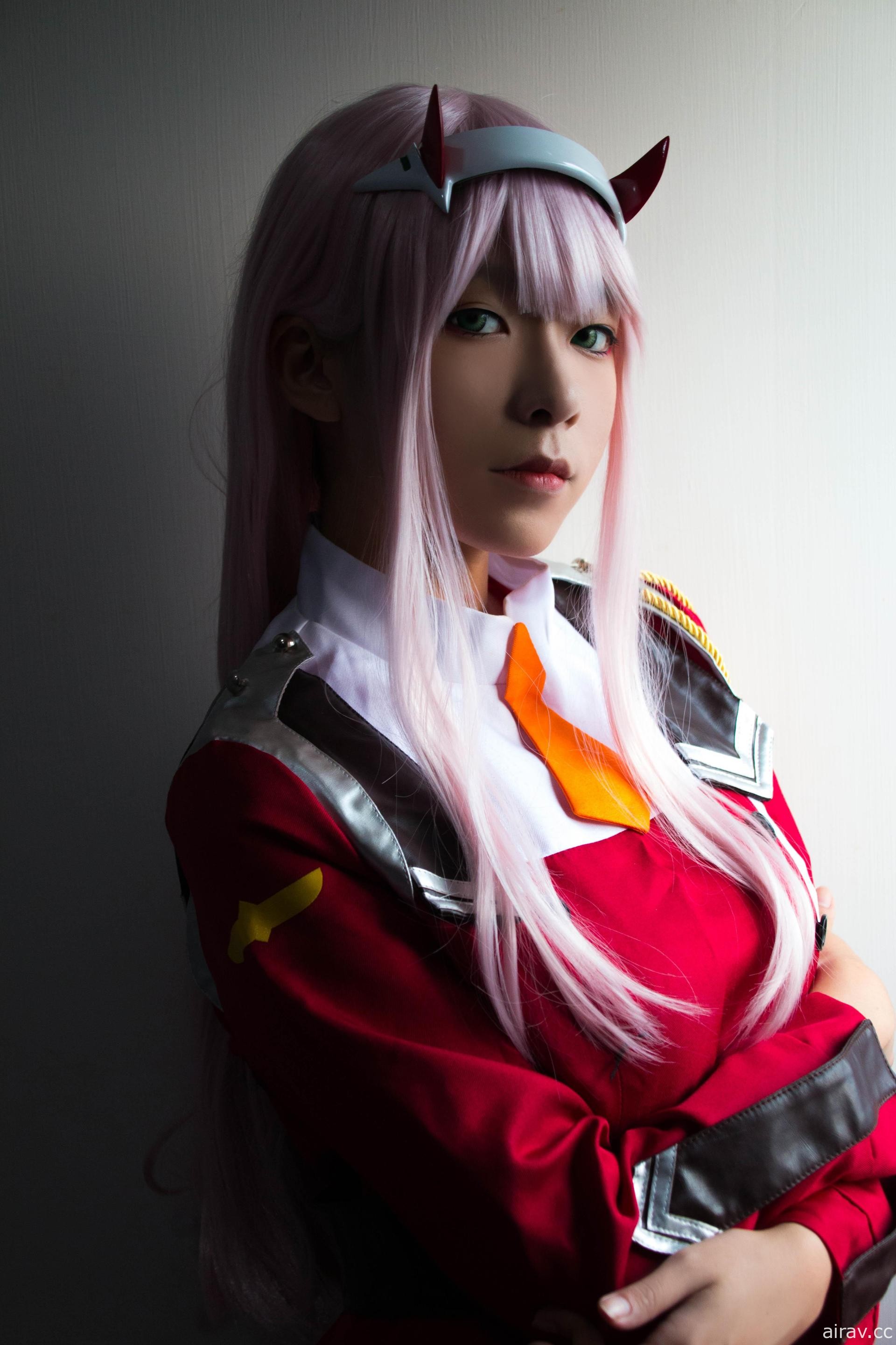 《DARLING in the FRANXX》 Code：002