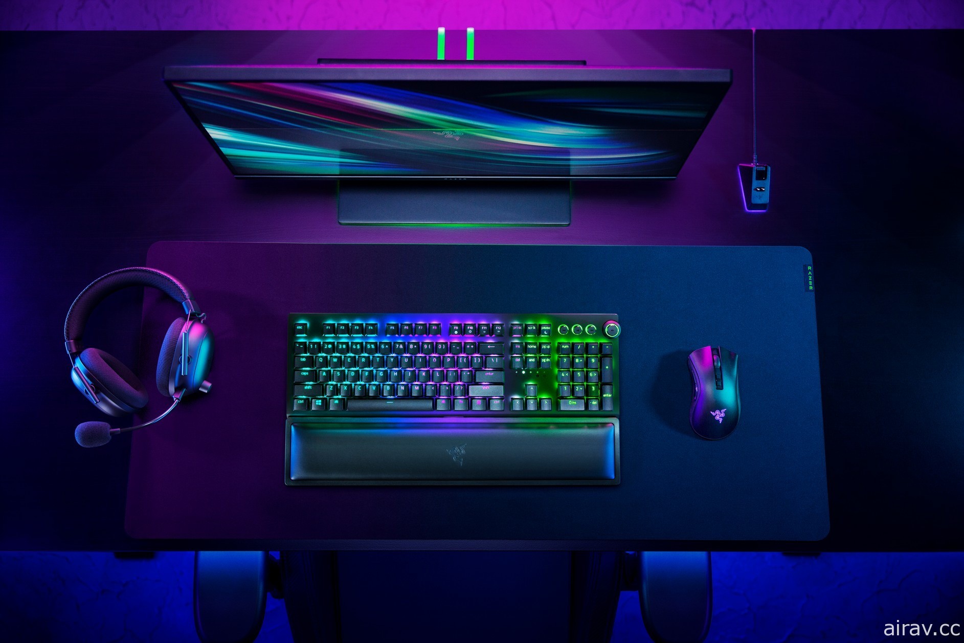 RAZER 发表旗下首款无线游戏键盘 BlackWidow V3 Pro 等共三款旗舰无线系列产品