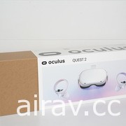 【开箱】新一代 VR 头戴式装置 Oculus Quest 2 发售 一探白色设计新主机和控制器样貌