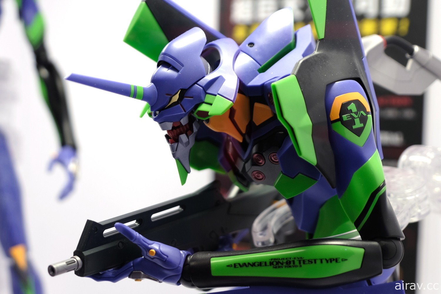 TAMASHII Features 2020 万代收藏玩具展 正式开展 MB 龙神丸、炎柱日轮刀现场展示中