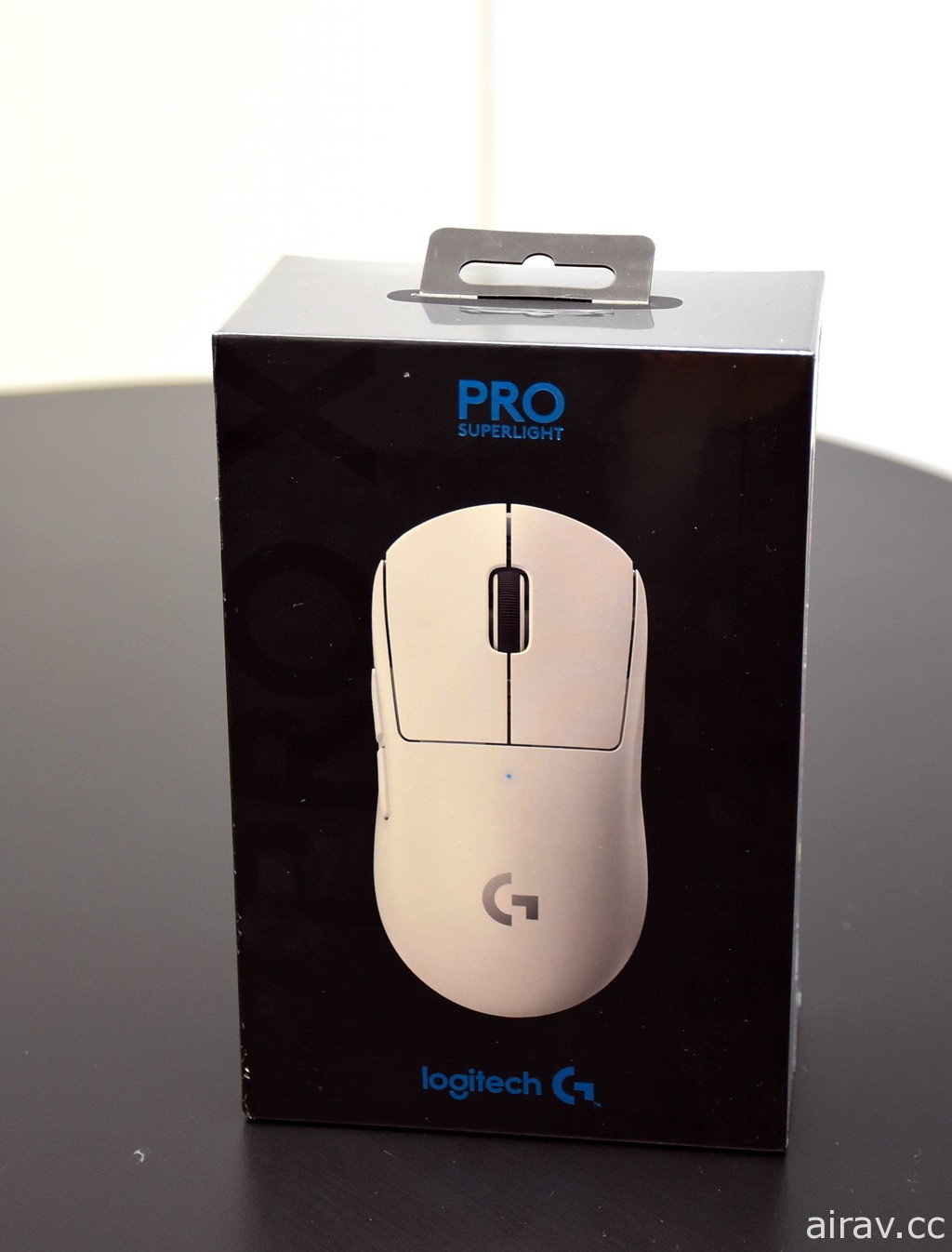 【开箱】 Logitech G 轻量化无线电竞鼠标 PRO X SUPERLIGHT 介绍