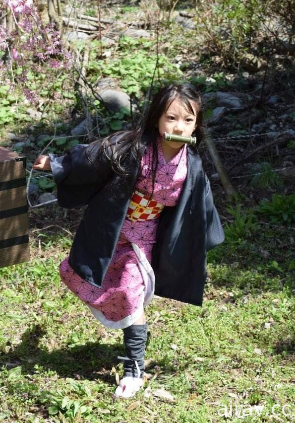 发现《真人版祢豆子》让人想开始保护的九岁小妹妹