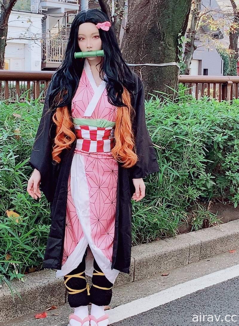 恋之呼吸淫乱柱《深田咏美cos甘露寺蜜璃》其实就这样出个写真DVD也很不错啊