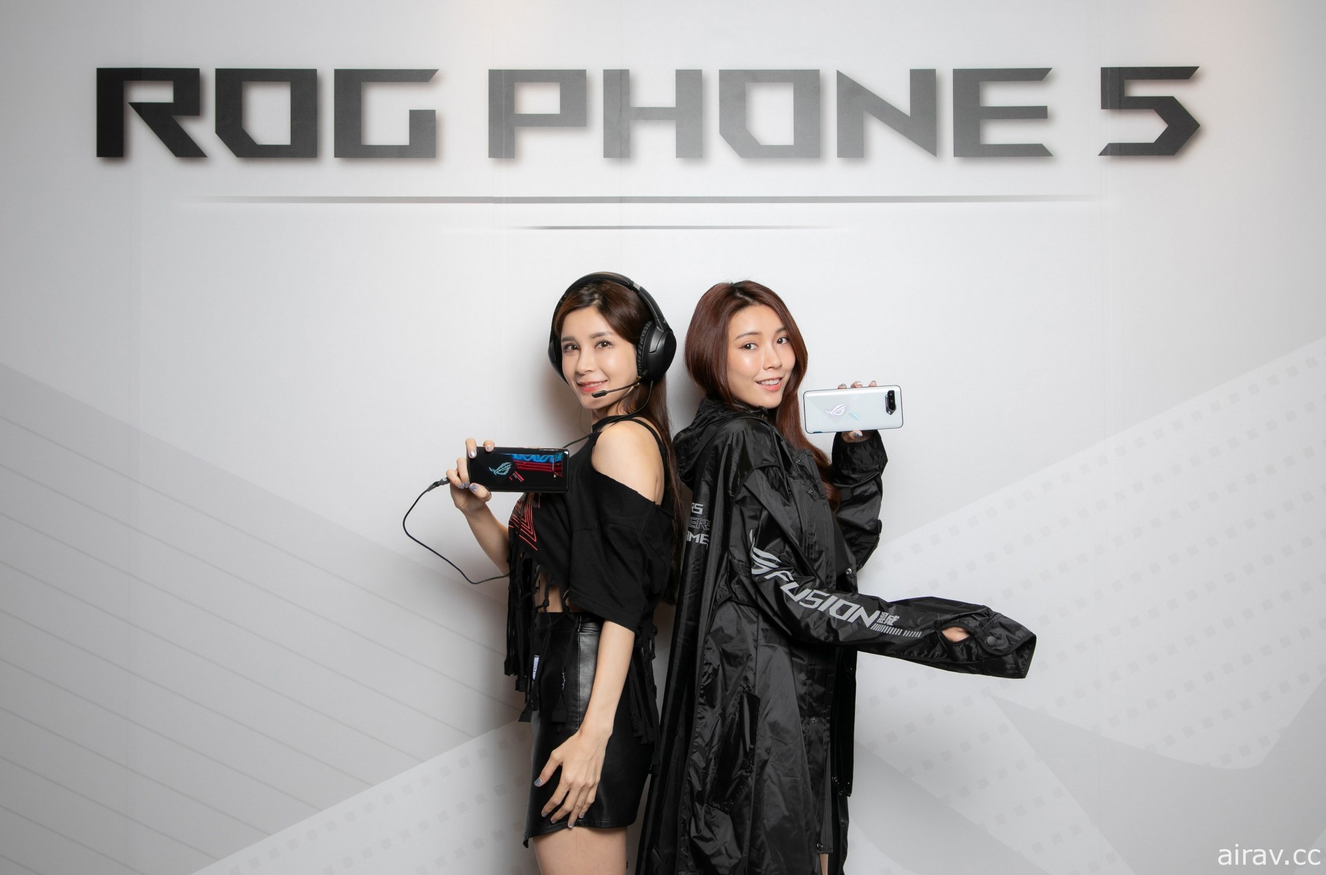 ROG 玩家共和国线上发表电竞手机 ROG Phone 5 及多款配件 强调满足重度玩家需求