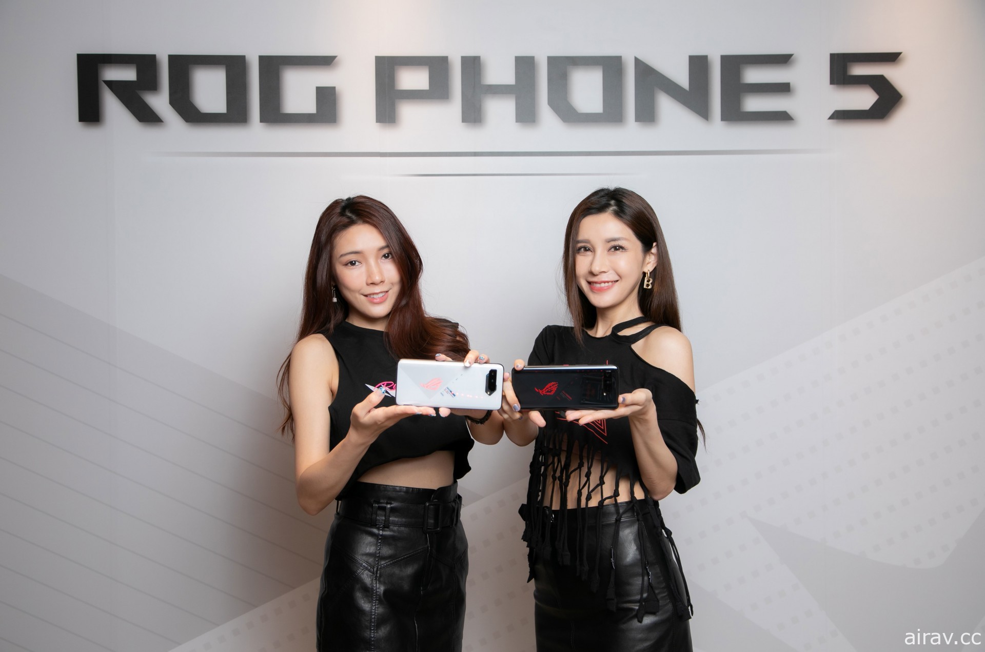 ROG 玩家共和国线上发表电竞手机 ROG Phone 5 及多款配件 强调满足重度玩家需求