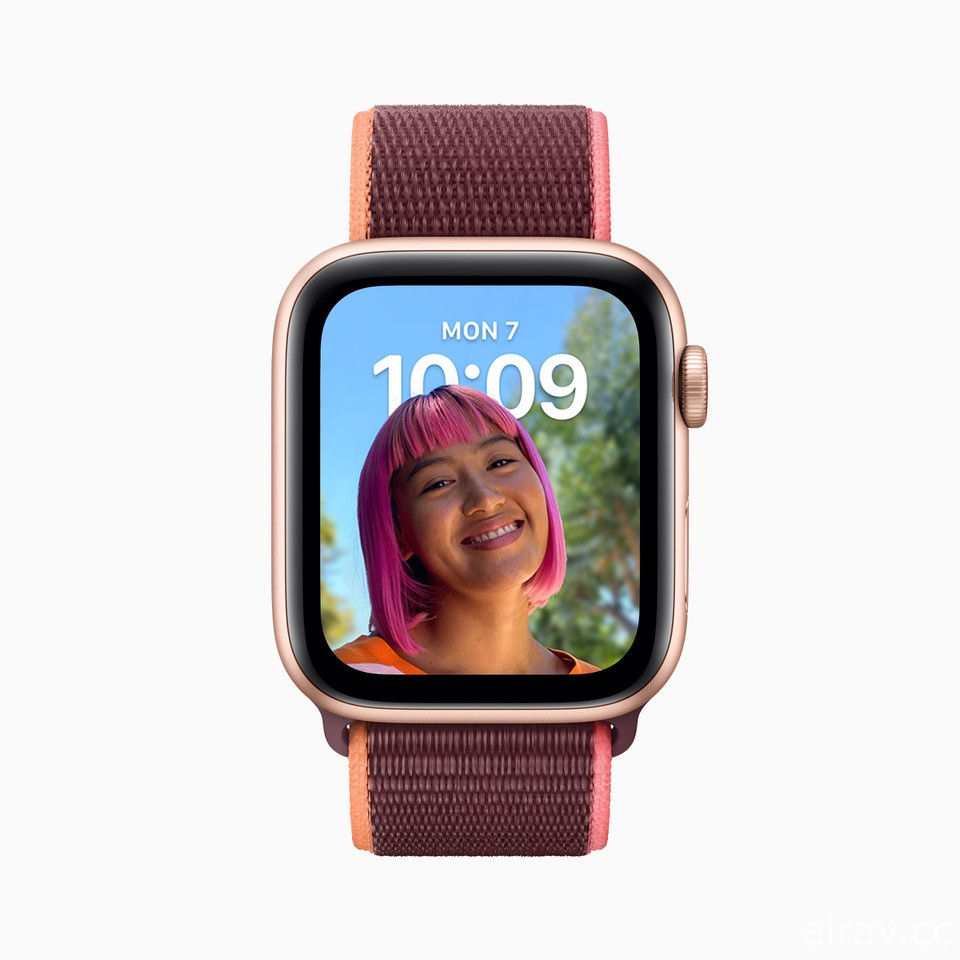 watchOS 8 為 Apple Watch 帶來新的使用方式、連結以及正念功能