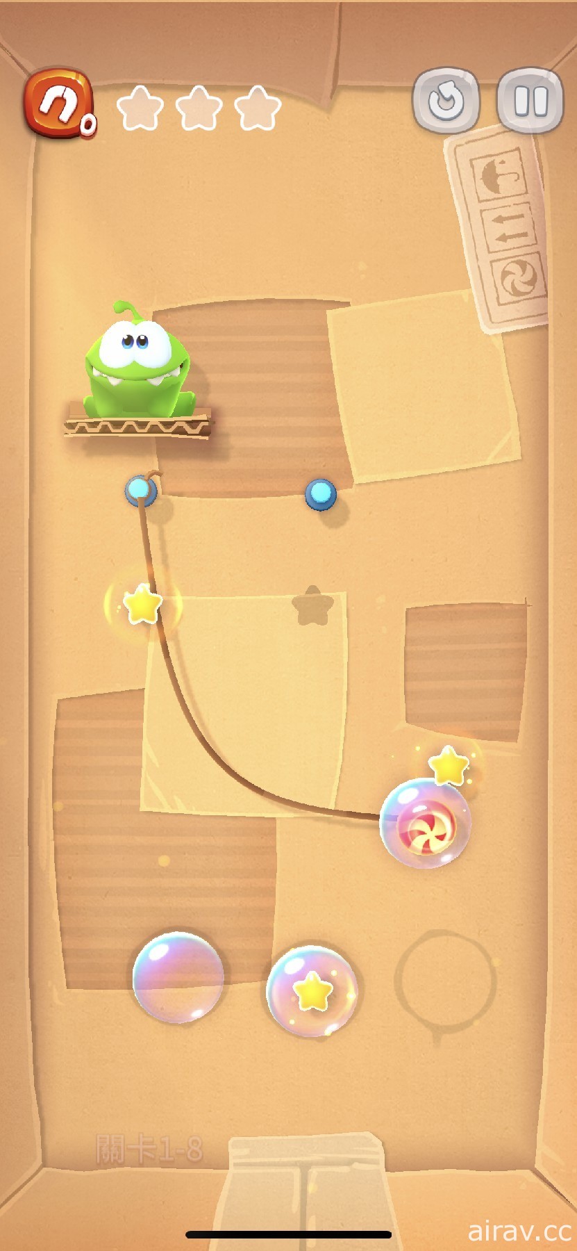 【試玩】經典作品回味《Cut the Rope Remastered》切斷繩子幫助小綠怪收集糖果！