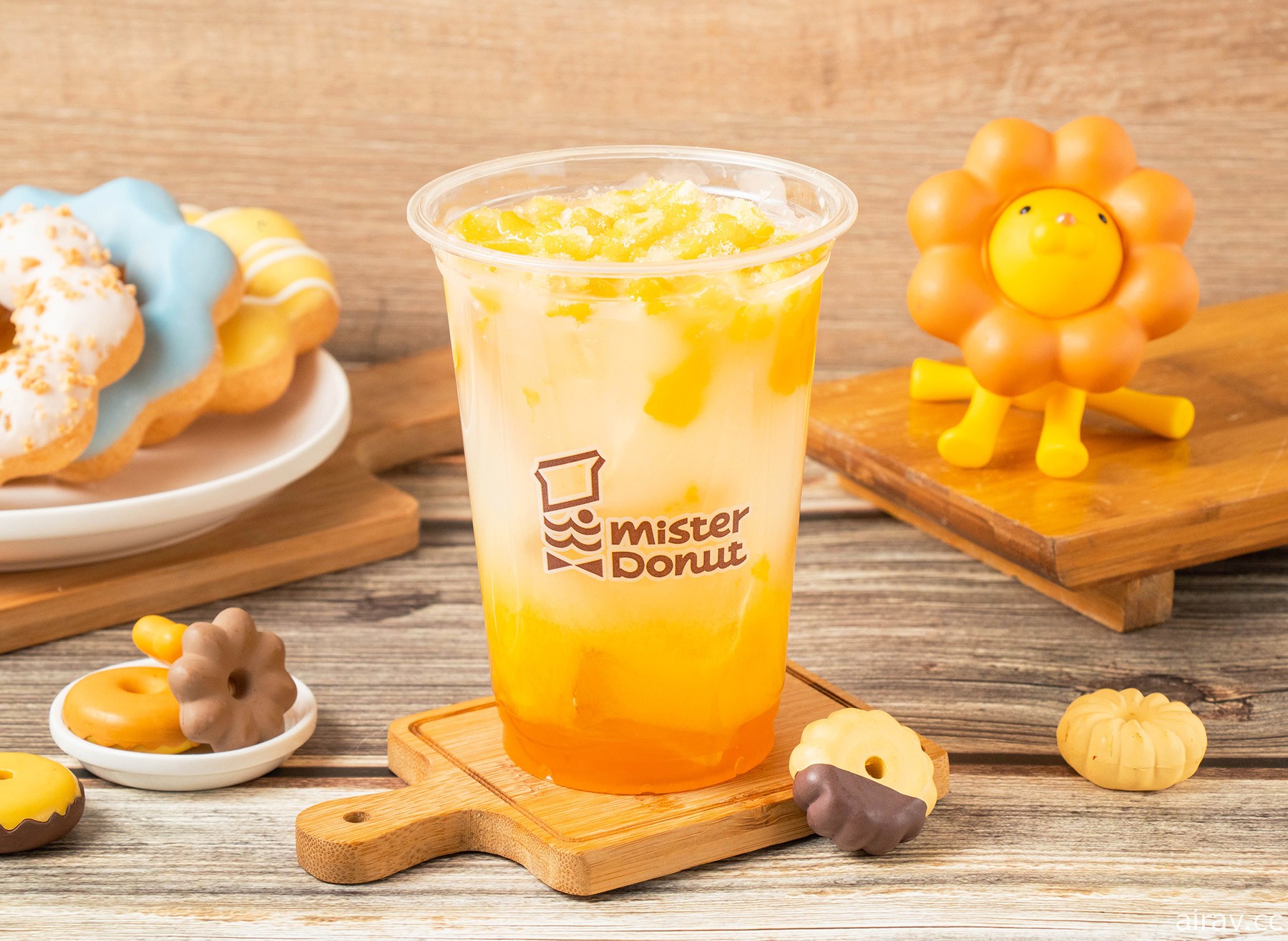 Mister Donut x 貓貓蟲咖波推出造型甜甜圈與限量周邊