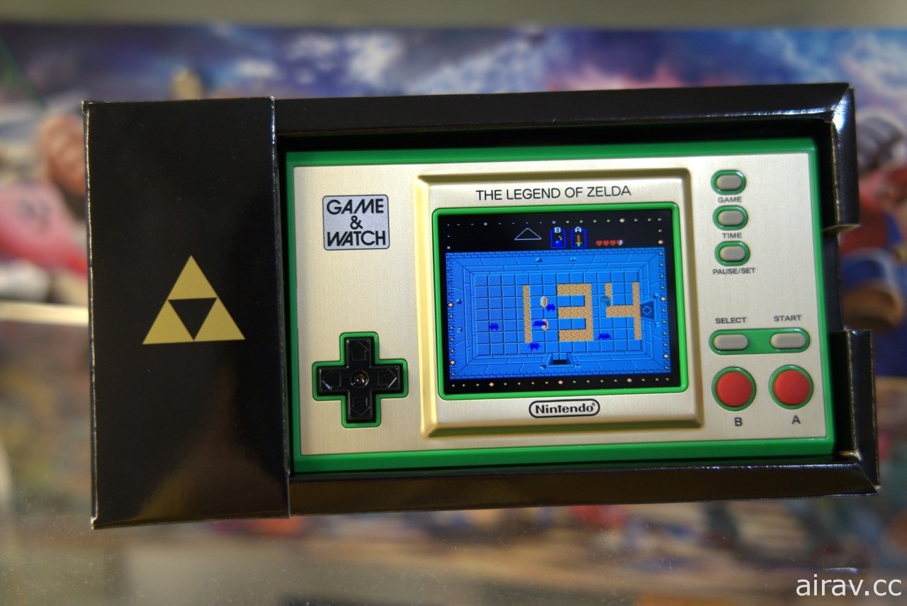 【開箱】「GAME &amp; WATCH 薩爾達傳說」今日發售 收錄經典遊戲還能當時鐘！