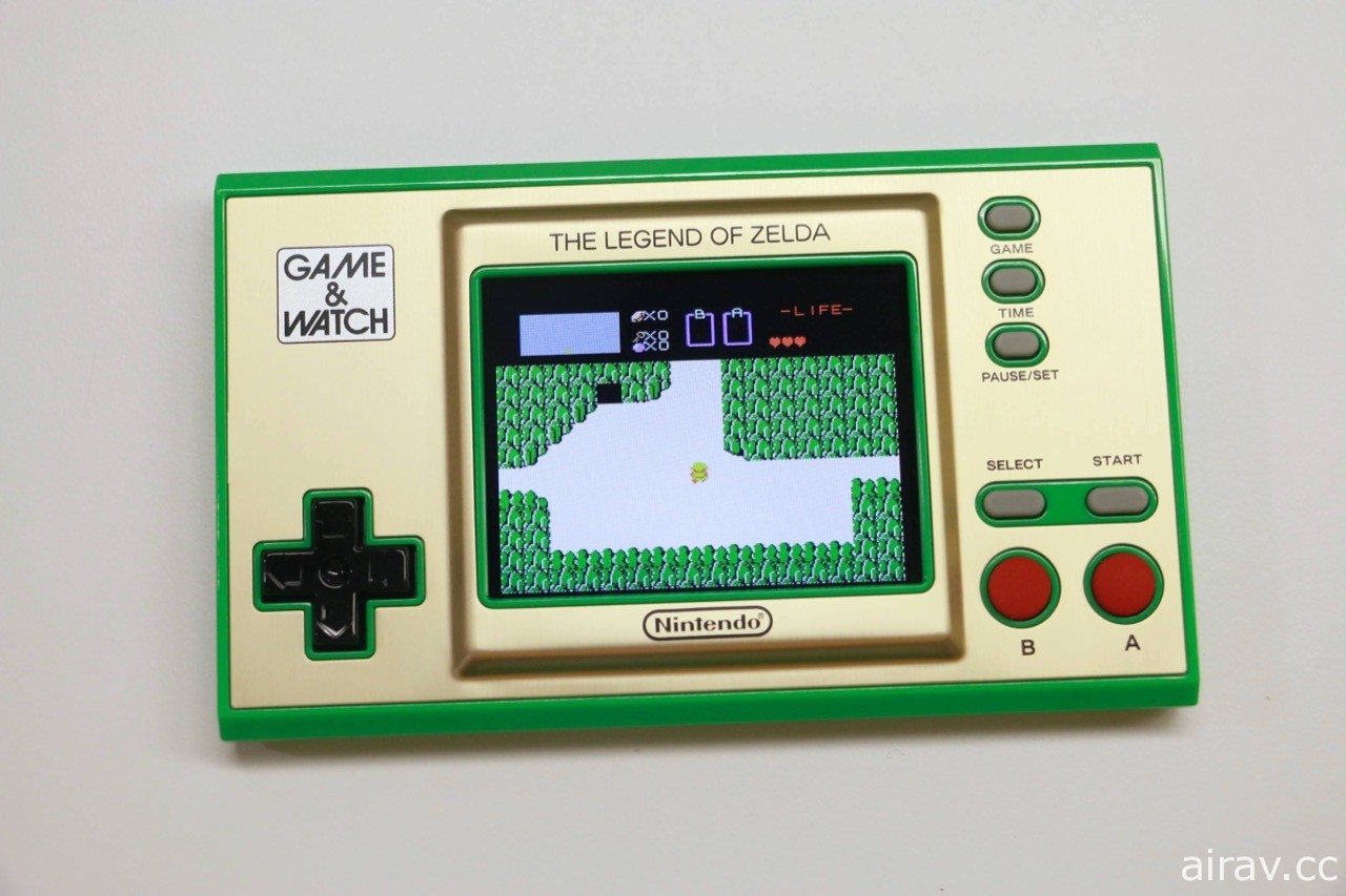 【開箱】「GAME &amp; WATCH 薩爾達傳說」今日發售 收錄經典遊戲還能當時鐘！